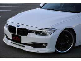 BMW　328i　入庫しました！TEIN車高調　ACシュニッツァーフロントスポイラー　ナビ　TV　バックカメラ　ETC　スマートキー　レザーシート　装備充実です！お気軽にお問い合わせください！