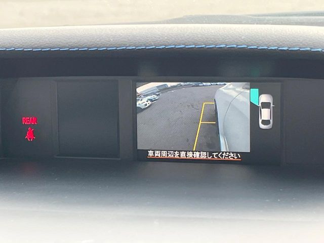 【サイドカメラ】停車・駐車時に死角になりがちな運転席から見えづらい部分の障害物を確認できます！雨天時や夜間などは特に活躍してくれるアイテムです。