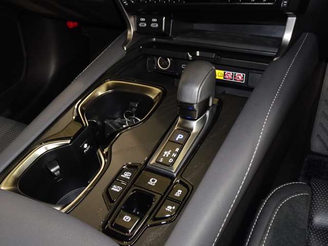 最新版のナビゲーションの情報にしてご納車させていただきます。
