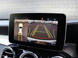 LIBERALAは全国に約45店舗以上※。どの店舗の在庫でもお近くのLIBERALAでご購入いただけます。※2023年10月現在