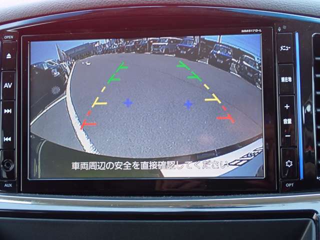 後ろが見えるので安心のバックモニターです♪