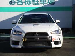 三菱認定中古車保証：1年走行距離無制限！エンジンオイルはすべて交換してからのお渡しになっております。