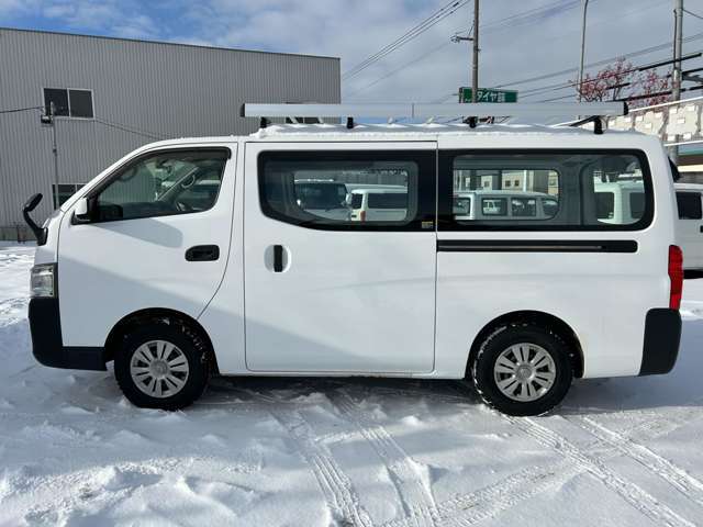 納車は全国どこでも可能になります。道外のお客様でも安心して購入できるように担当スタッフがサポートいたします。