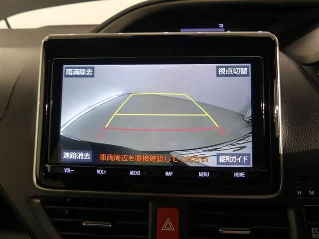 【バックカメラ】バックカメラ装着車です。バックする時に、後方の様子をナビ画面に表示します！慣れない駐車場での駐車や、せまい場所での車庫入れの時も、安全確認OK！思いがけずコツン！なんて事も防げますヨ