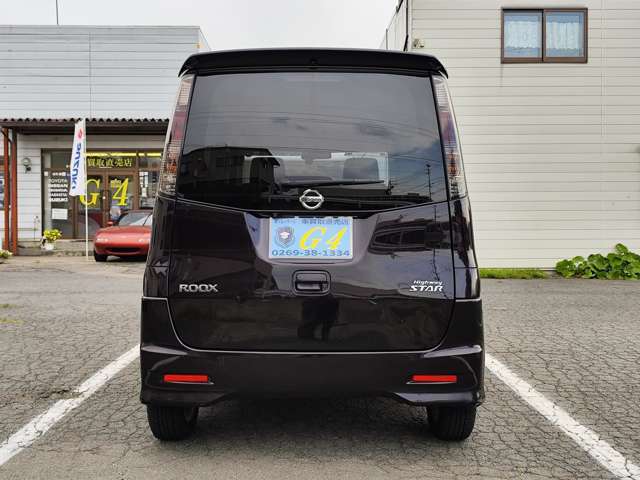 内容充実♪第三者の長期保証取り扱いあり！中古車保証もご用意しております！自社保証ではございませんので全国の提携工場にて対応可能！一般的な3ヶ月・3，000kmの自社保証とは安心感が違います！