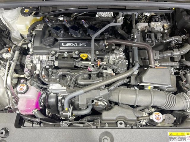 親切・丁寧な専門メカニックスタッフが応対！・車検・点検整備・事故等の修理などアフターサービスも安心。お車のカスタマイズもネクステージのサービススタッフまでご相談ください！