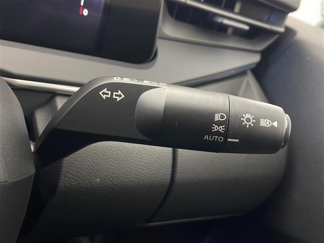 【運転席操作部】快適なドライブを楽しむための機能が装備されています！運転席から触れるので、使いやすいです！除菌プランいれていただくと、さらに清潔で安心していただけます！