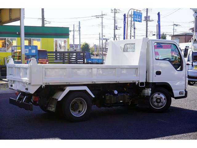 バン・トラック専門、総在庫200台以上！！当社のHPも是非ご覧ください。http://www.vantruck.co.jp/index.htm　　お問い合わせはフリーダイアル0078-6002-212393にてお願い致します。