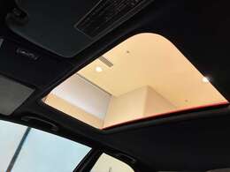 サンルーフもしっかりと作動することを確認済です。