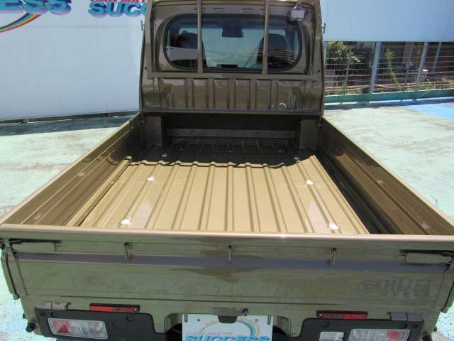 大きなお荷物もラクラク登載
