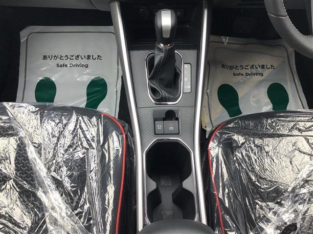 オイル交換・タイヤ交換もお気軽にお問い合わせ下さい。