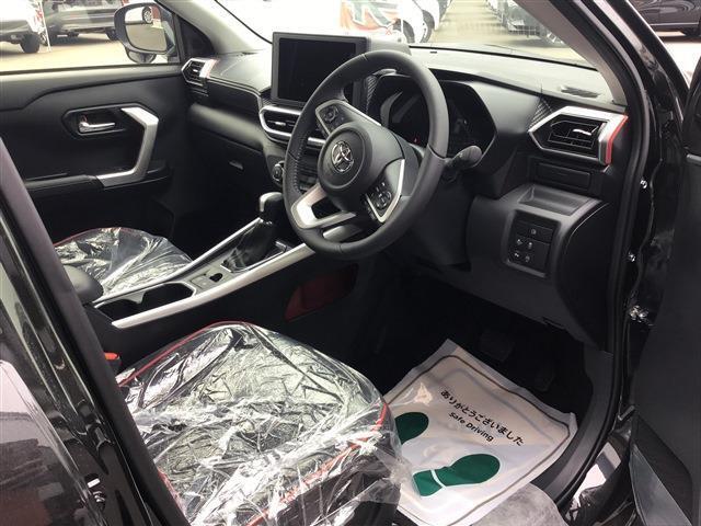 車検はコバック車検整備で、最短60分からの車検整備が可能です。お店にご依頼いただいても、ユーザー車検同等の価格帯で車検整備を受けていただく事も可能です