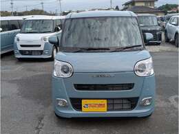 ☆ステアリングホイール☆手にしっくりくる握り心地で滑りにくく運転も快適です！