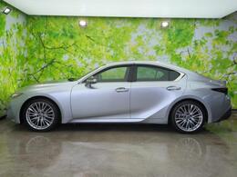 WECARSの在庫ページをご覧いただき誠にありがとうございます！WECARSは「お客様第一」をモットーにお客様のカーライフを全力でサポートいたします！