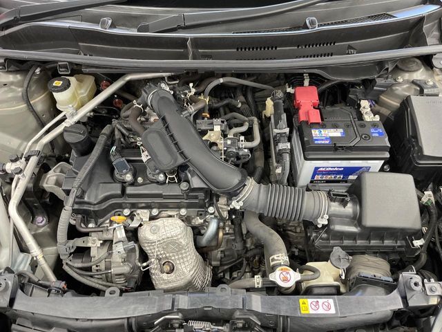 親切・丁寧な専門メカニックスタッフが応対！・車検・点検整備・事故等の修理などアフターサービスも安心。お車のカスタマイズもネクステージのサービススタッフまでご相談ください！