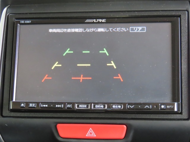 ガイドライン付バックカメラで、バックの安心感がとても増しますね！