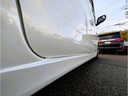 エアロがフロント　サイド　リヤ　装備で見た目カッコよく差別化！！