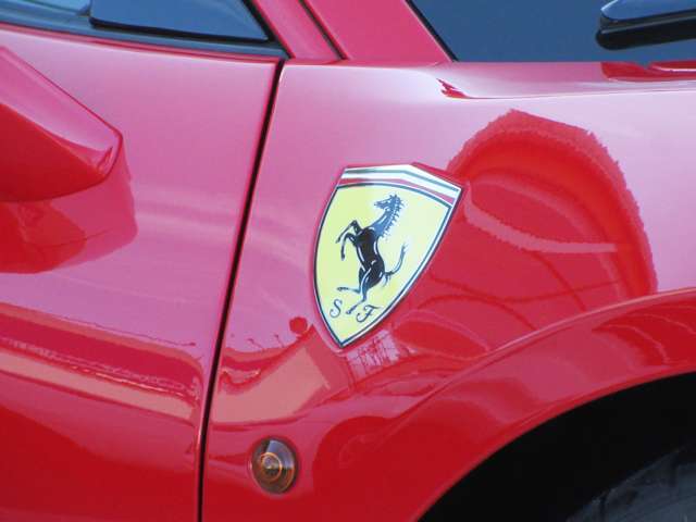 スクーデリアフェラーリシールド