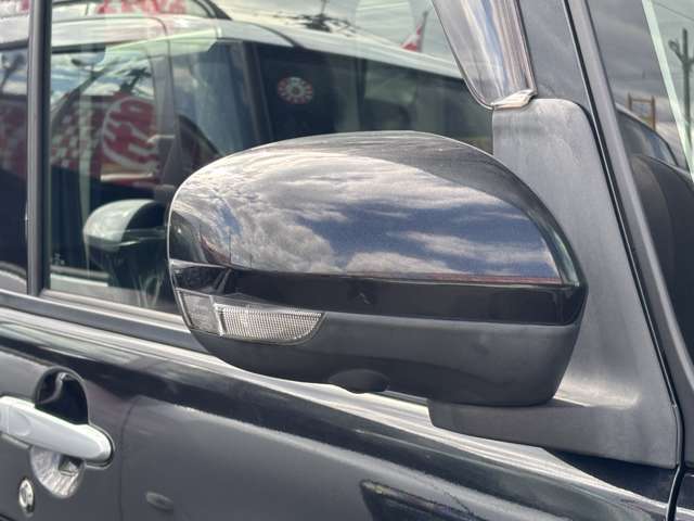 州運輸局長指定工場（1-4576）。私達プロ（白川・喜多・梅木）が、責任を持ってお客様の愛車を整備・点検致します。価格はもちろん、技術も負けません。