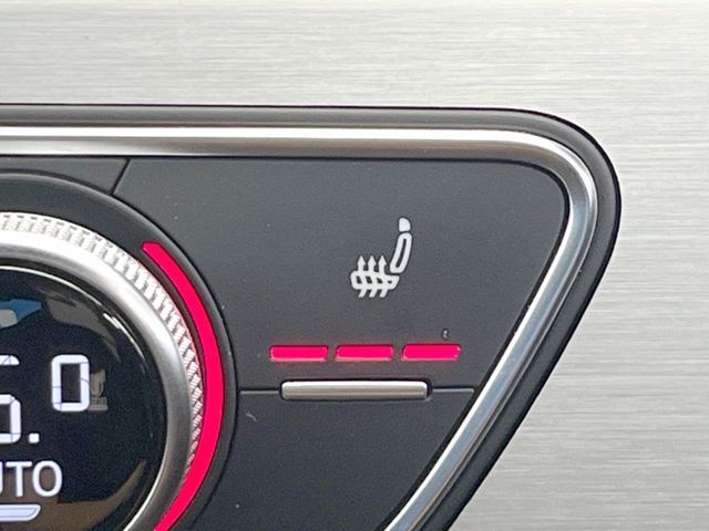 ●フロントシートヒーティング：運転席・助手席共に三段階で調節が可能なシートヒーターを装備しております。季節を問わず快適にご使用いただけます。