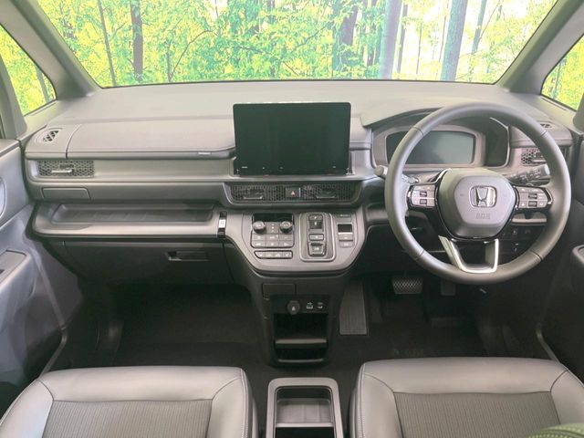 グループ総在庫数約30，000台！！全国の系列店からメーカー・車種問わずご紹介出来るので、あなたにピッタリのお車が見つかるはずです♪まずはお問い合わせ下さい☆