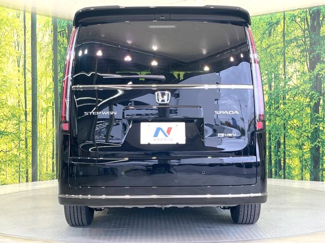 安心の最長10年・走行無制限保証（有償）をご用意。保証内容も充実はもちろん、無料点検＆オイル交換や、年中無休の全国・24時間ロードサービスも付帯されておりますのでご安心下さい。