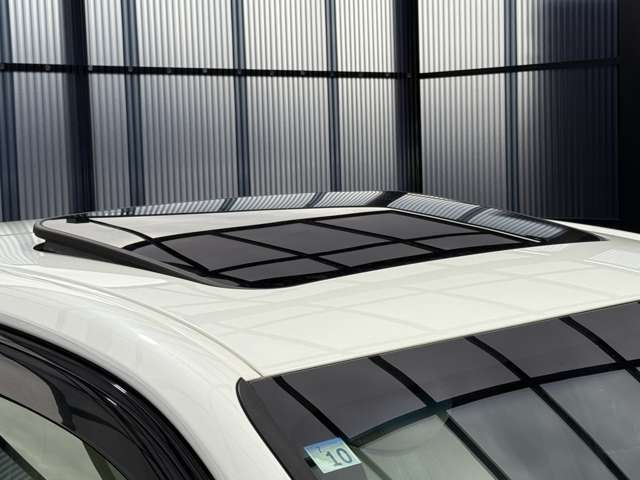 ご来店の際は便利でお得な来店予約機能をご利用ください♪来店予約機能をご利用の上、ご成約頂きますと【QUOカード10，000円分】さらに【ガソリン満タン納車】をプレゼントさせて頂きます☆