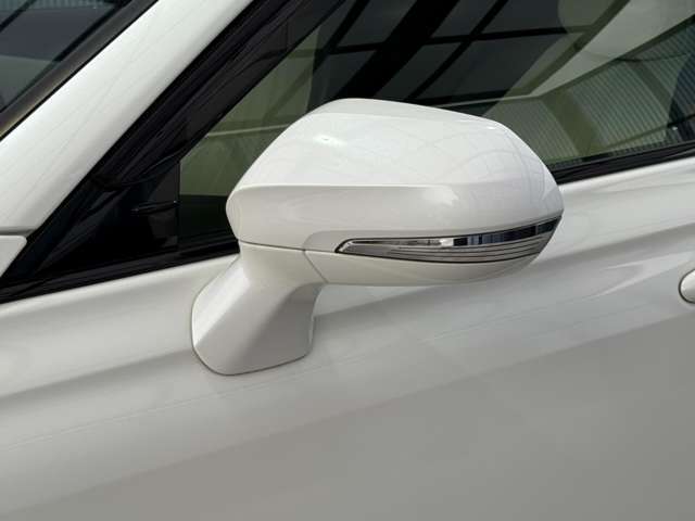 車検や日々のメンテナンスなども受け付けております♪是非当店にお任せください♪