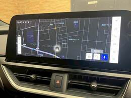 【純正メーカーナビ】装備でフルセグTV視聴やBluetooth等充実装備。