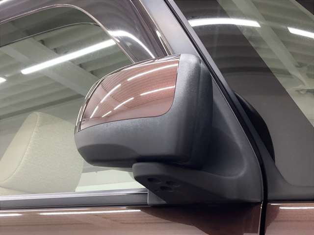 オートミラーを装備しています。