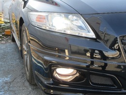 ヘッドライトはもちろんHID！！明るさが違います♪