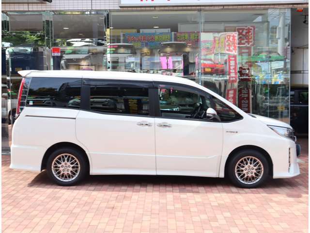 神奈川でお車を探すなら リバーサイド 。
