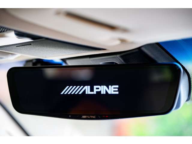 ALPINEランクル300専用デジタルインナーミラー