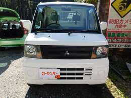 カーパレス鹿児島はお客様の要望に合った中古車・新車をご案内します。トヨタ・日産・ホンダ・マツダ・スバル・スズキ・三菱・ダイハツなど、各メーカーの中古車を注文販売する事も可能です。