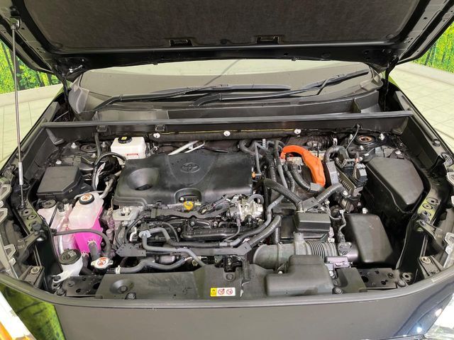 親切・丁寧な専門メカニックスタッフが応対！・車検・点検整備・事故等の修理などアフターサービスも安心。お車のカスタマイズもネクステージのサービススタッフまでご相談ください！