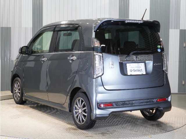 色々なお店で販売しているHonda車ですが、アフターサービスも全てお任せ頂けるのは「HondaCars正規販売店」だけ！ご納車後もお住まいの地域の販売店にて　アフターサービスをお任せいただけます。