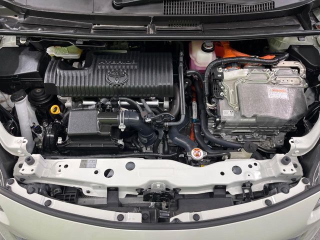 親切・丁寧な専門メカニックスタッフが応対！・車検・点検整備・事故等の修理などアフターサービスも安心。お車のカスタマイズもネクステージのサービススタッフまでご相談ください！