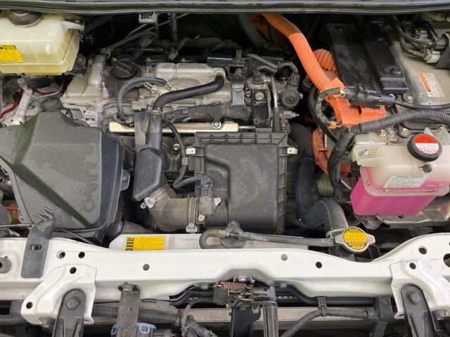親切・丁寧な専門メカニックスタッフが応対！・車検・点検整備・事故等の修理などアフターサービスも安心。お車のカスタマイズもネクステージのサービススタッフまでご相談ください！