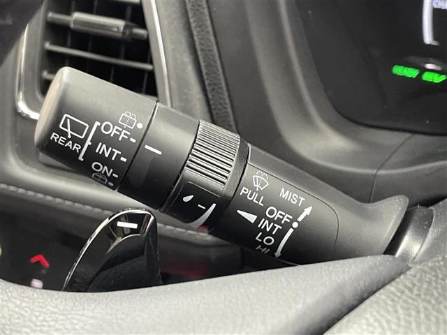 【運転席操作部】快適なドライブを楽しむための機能が装備されています！運転席から触れるので、使いやすいです！除菌プランいれていただくと、さらに清潔で安心していただけます！