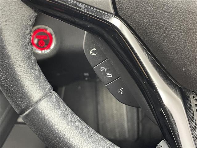 【運転席操作部】快適なドライブを楽しむための機能が装備されています！運転席から触れるので、使いやすいです！除菌プランいれていただくと、さらに清潔で安心していただけます！