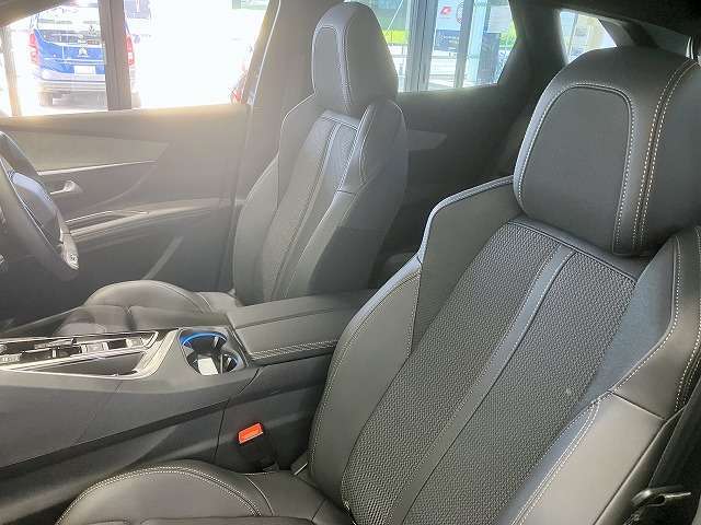 ◆運転席パワーシート/前席シートヒーター/全車オゾン消臭＆脱臭＆除菌施工済み/車内快適ドライブをお約束します◆