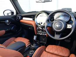 お車の詳細等はお気軽にBMW、MINI正規ディーラー　アルコン　までお問い合わせくださいませ。スタッフ一同、お待ちしております！