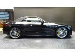 ご購入後も、十分なサポート体制を整え、この上ない安心と信頼とともに、メルセデスならではのクオリティを心ゆくまでご堪能いただけます。