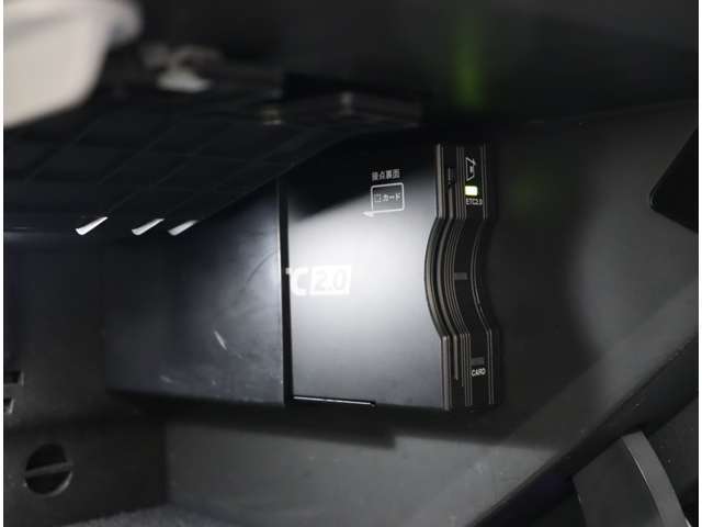 カーセンサーを見て電話しましたとお伝え下さい。0078-9711-254277までお気軽にお電話下さい。全国納車可能です。納車方法に関してもお気軽にご相談ください。