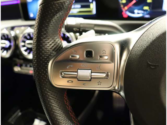 カーセンサーを見て電話しましたとお伝え下さい。0078-9711-254277までお気軽にお電話下さい。全国納車可能です。納車方法に関してもお気軽にご相談ください。