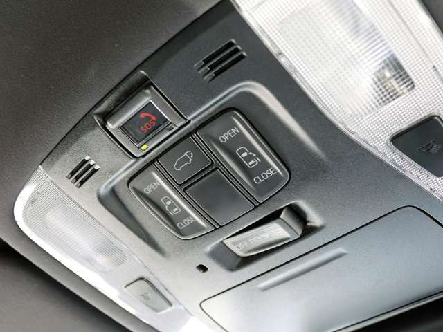 人気アプリ「LINE」に対応してます。些細な事でもお問い合わせ下さい！IDは【＠omo3161e】またはバーコードリーダーで簡単にアクセスできます。在庫状況、下取り査定や買取査定も受け付けております！