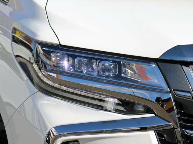 カーセブン札幌清田店は全国に向けてインターネットでの販売にも力を入れております。提携の陸送会社にて全国ご納車が可能でございます！