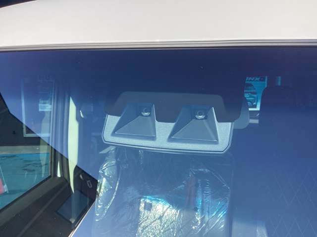 衝突軽減ブレーキは今や必須です。事故率も下がります。年齢に関係なくお勧めです。