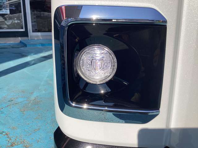 フォグランプで明るさアップ！相手も自分の車を認識しやすいですね★