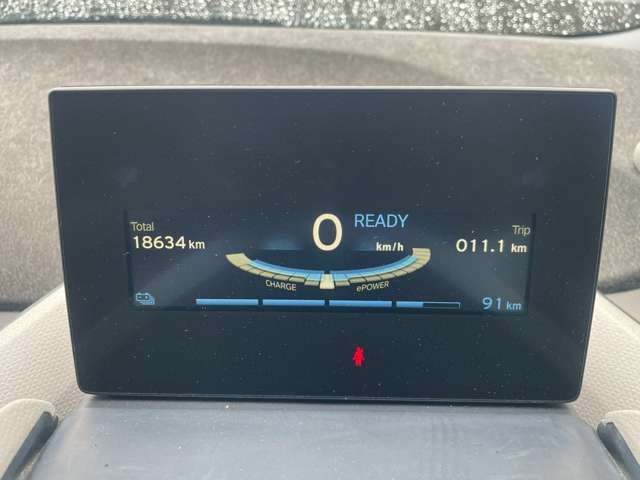 今乗られているお車の下取りも行っております！廃車にしかならないお車も買取させて頂いております。状態の良いお車は下取りとして金額をつけさせて頂き、ご購入のお車からお値段を引かせていただきます。